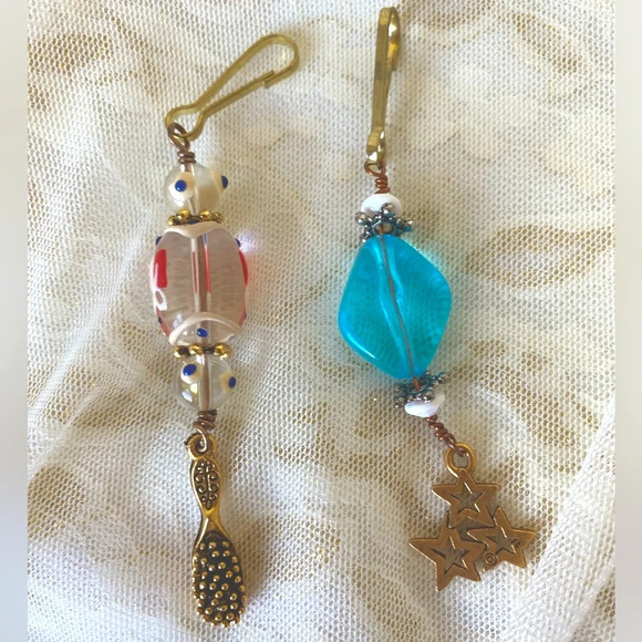 Set of TWO Antique Beaded Mobile Phone Goldtoned charms - Picture 3 of 5